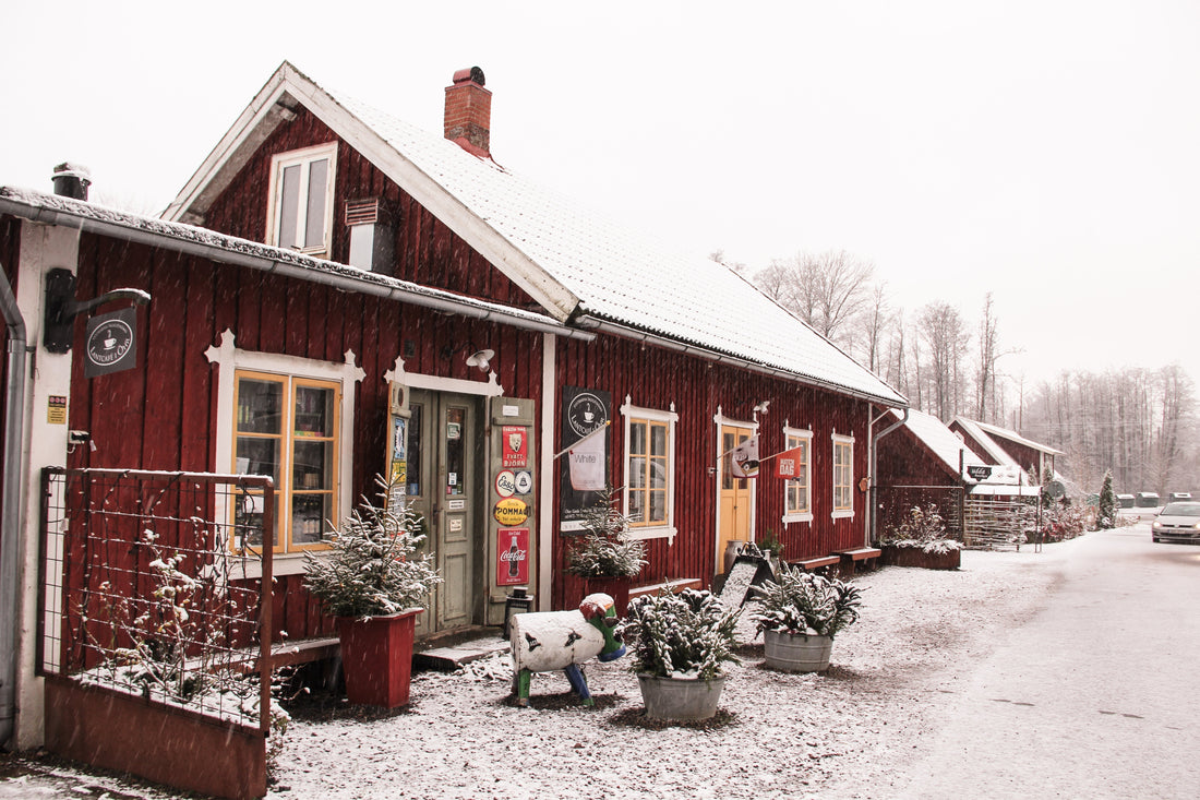 Februari 2027